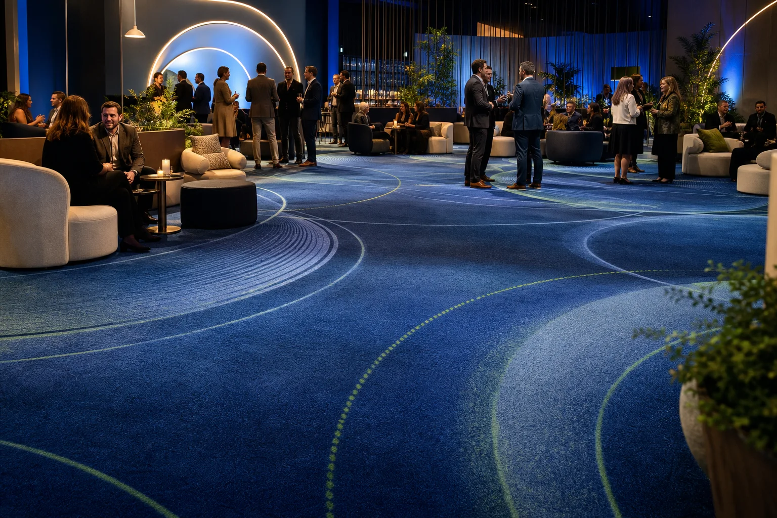 Hochwertiges Abendevent mit individuell bedrucktem GPG CARPET in tiefem Blau
